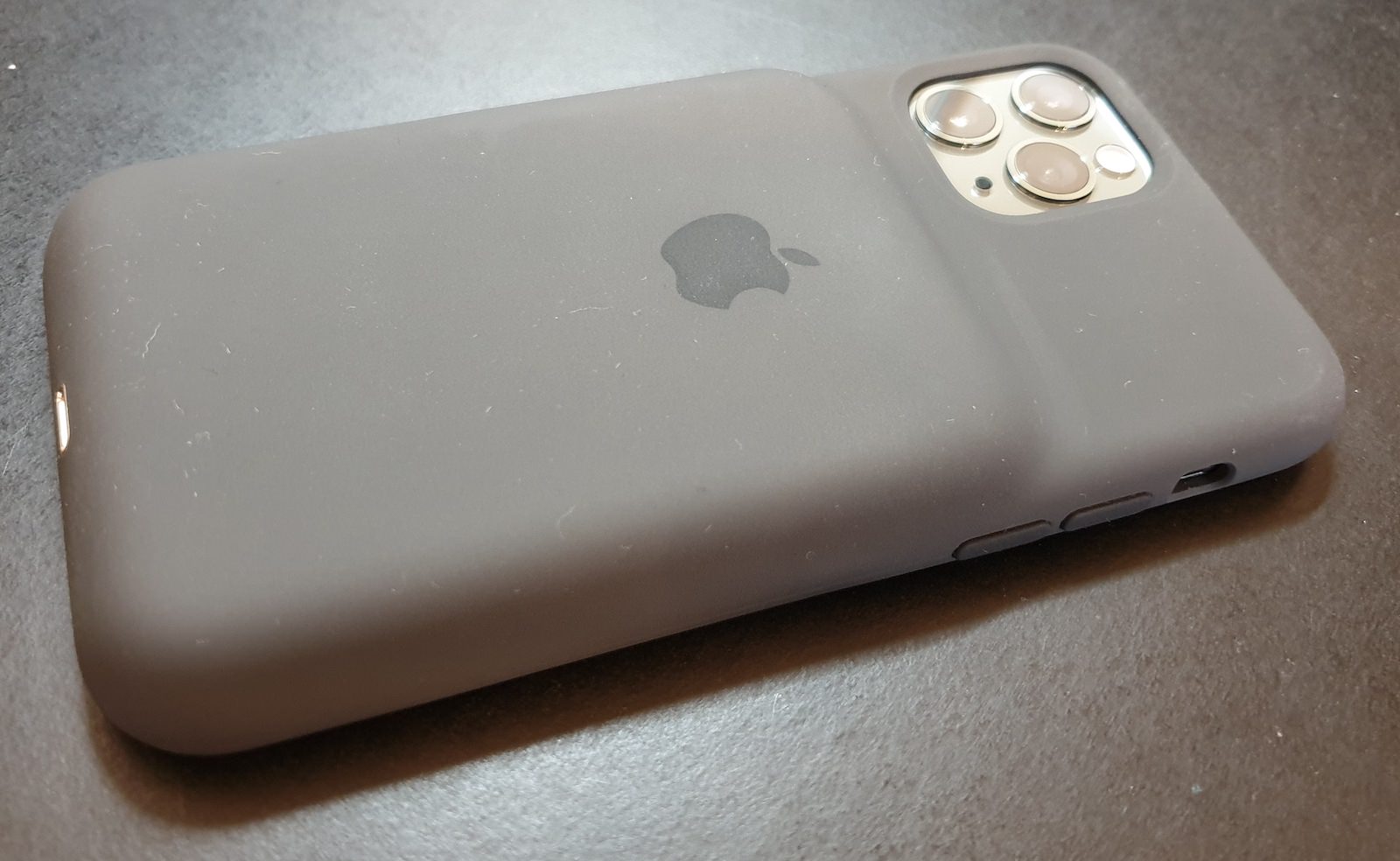 最も優遇 Apple iPhone11用 Smart Smart Apple Battery Case Smart ...